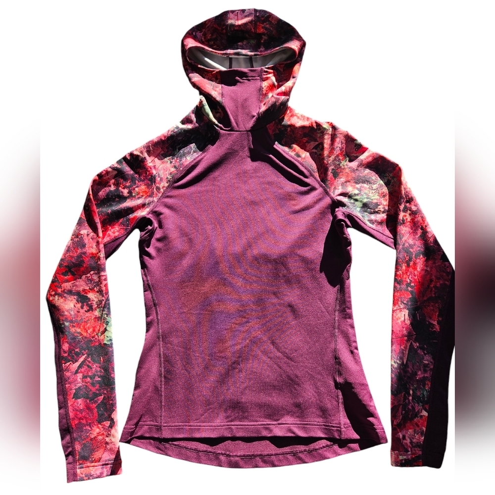 💲⬇️ Adidas M Climawarm women's pull over fitted Top Hoodie sz Medium Thumbholes